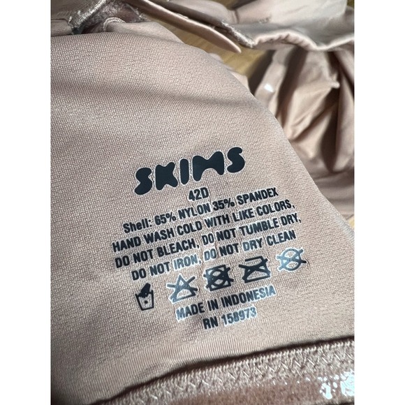NWT SKIMS Smoothing Intimates Strapless Bra 42D in Sienna‎ - Picture 8 of 8